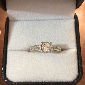 Swarovski Crystal Ring 💍 Sz. US 6